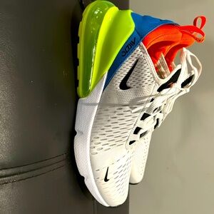Nike Air Max 270 Women’s size 8